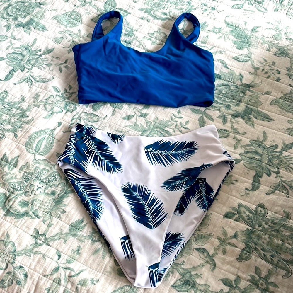 Double-lined Bikini - Blue and White